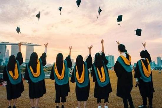 头条校园社交,头条校园助力青春互动”