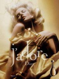 明星代言香水广告,演绎独特个性风采