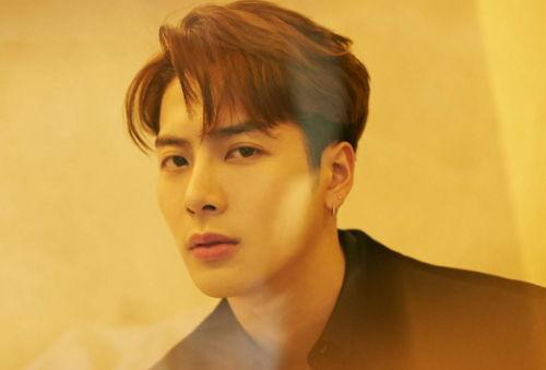 明星米孜,闪耀星途，璀璨人生