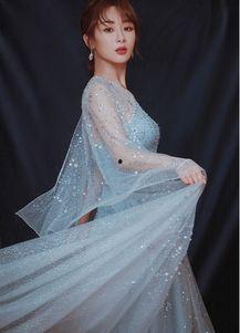 明星的真粉,他们背后的故事与情感纠葛