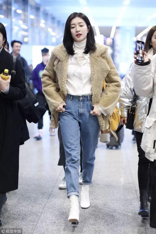 明星穿高领,高领服饰演绎时尚新篇章