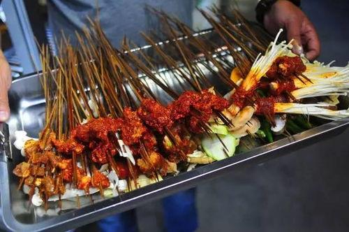 萧山网红串串,舌尖上的美食新宠，火遍大街小巷