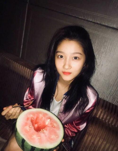 娱乐圈瓜一边吃一边讲